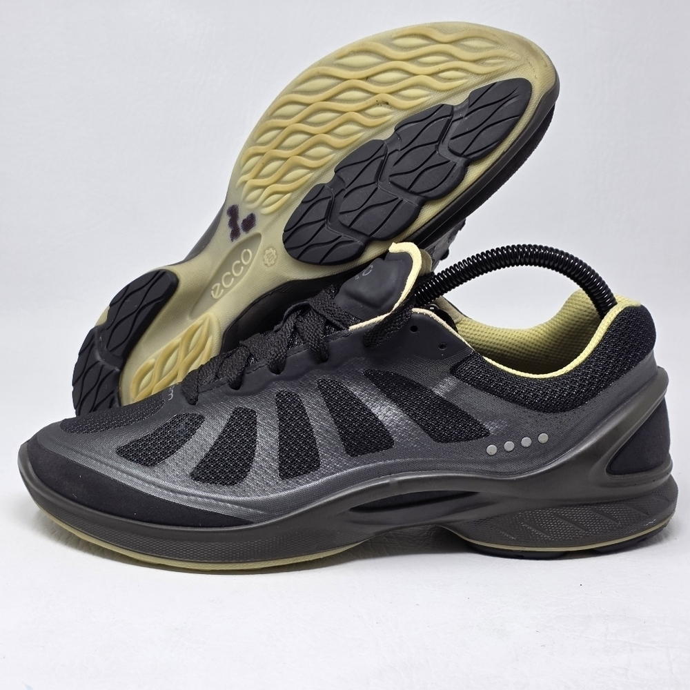 ECCO Biom Women's Trainers Shoes Size EU 40 US 9-9.5 Black Gray Pre-owned